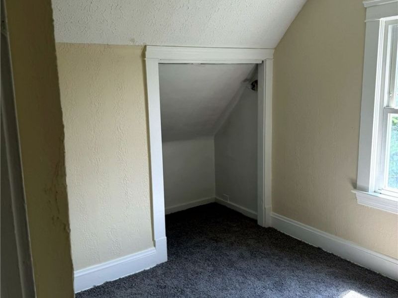 10618 Grandview Avenue, Cleveland, OH 44104 Photo 27