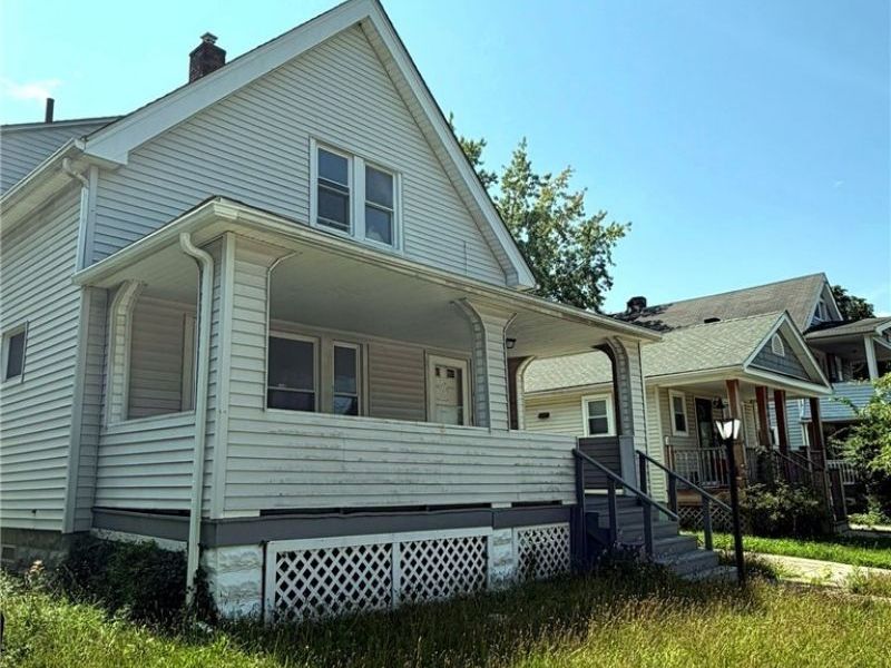 10618 Grandview Avenue, Cleveland, OH 44104 Photo 3