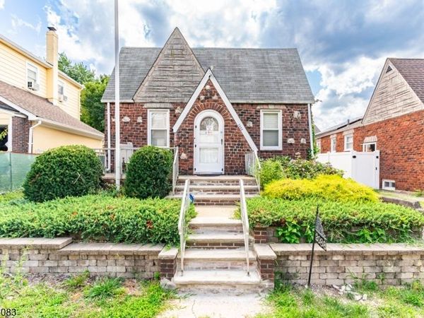 2088 Lentz Ave, Union, NJ 07083