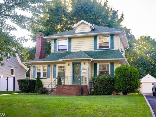 200 Elm Ave, Teaneck, NJ 07666