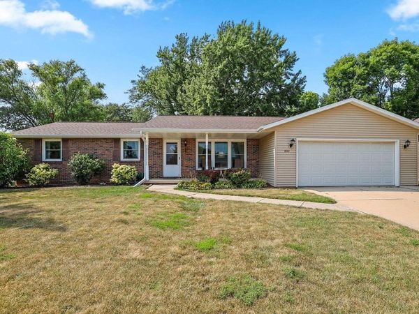 842 FRIBOURG STREET, De Pere, WI 54115