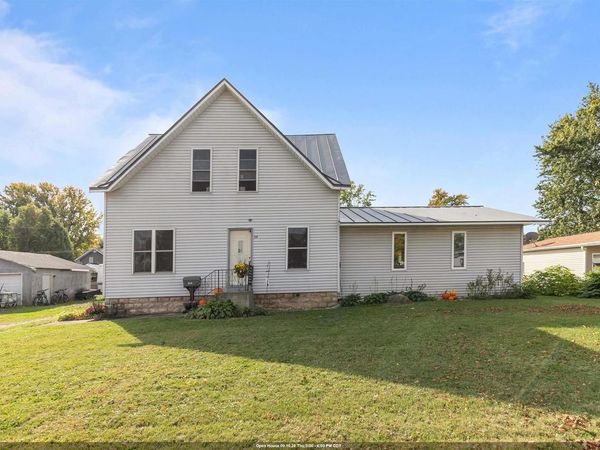 514 E BEACON AVENUE, New London, WI 54961