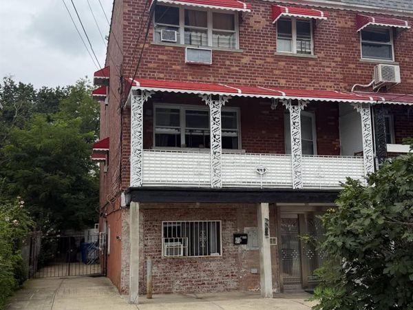 449 Castle Hill Avenue , Bronx, NY 10473