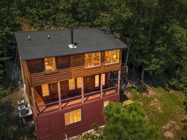 3307 Chinquapin Drive, Sevierville, TN 37876