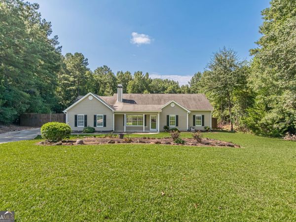 135 Riverside Court, Sharpsburg, GA 30277