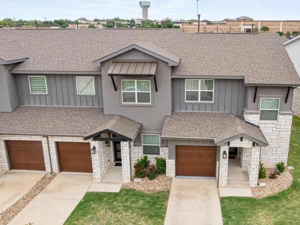 2301 Local Rebel LOOP, Leander, TX 78641