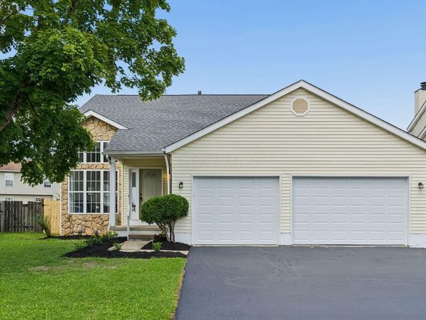 2721 Barrows Road, Columbus, OH 43232