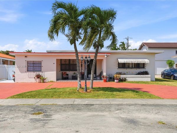 6755 SW 27th St , Miami, FL 33155