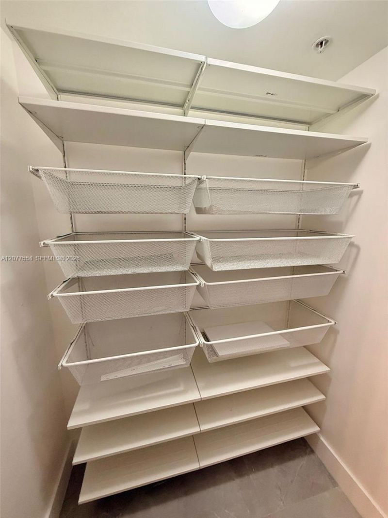 90 SW 3rd St , Unit 3306, Miami, FL 33130 Photo