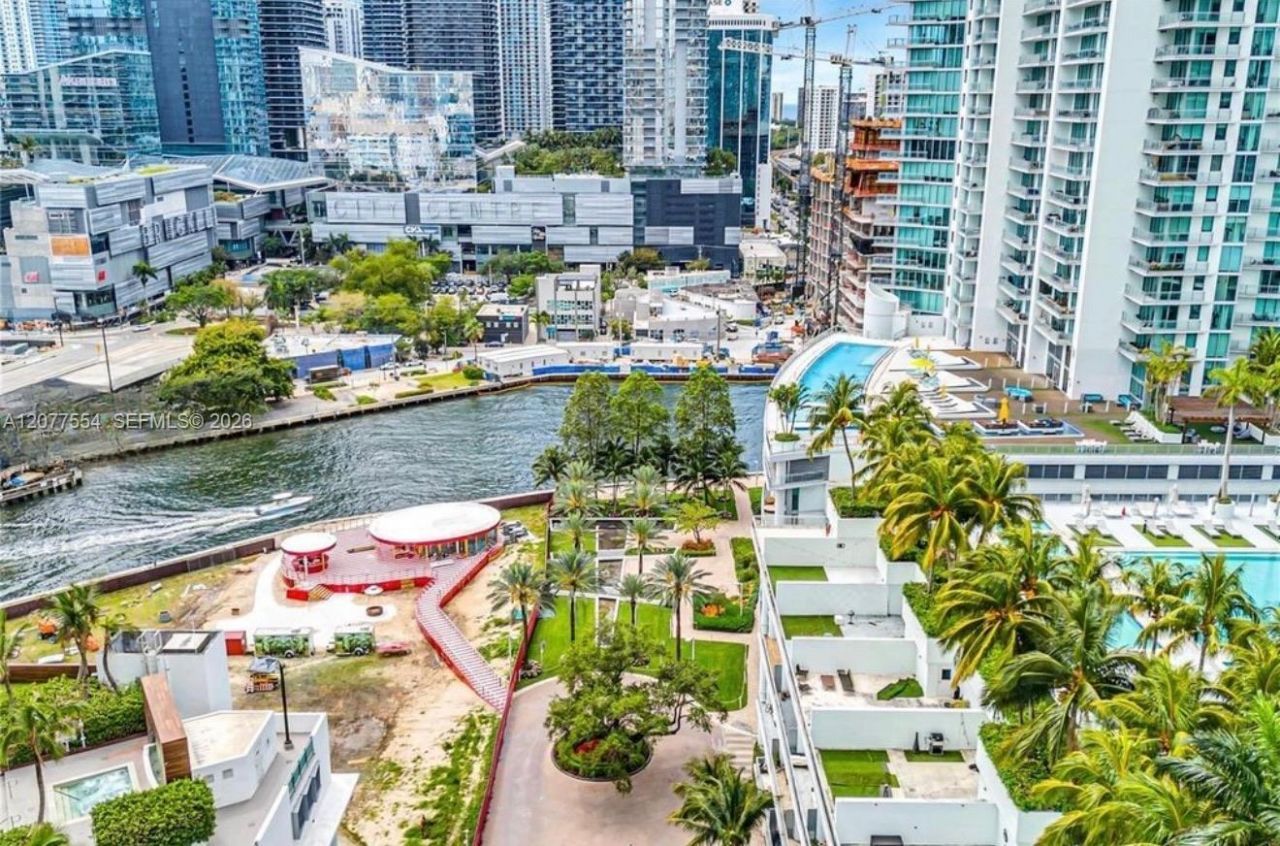 90 SW 3rd St , Unit 3306, Miami, FL 33130 Photo