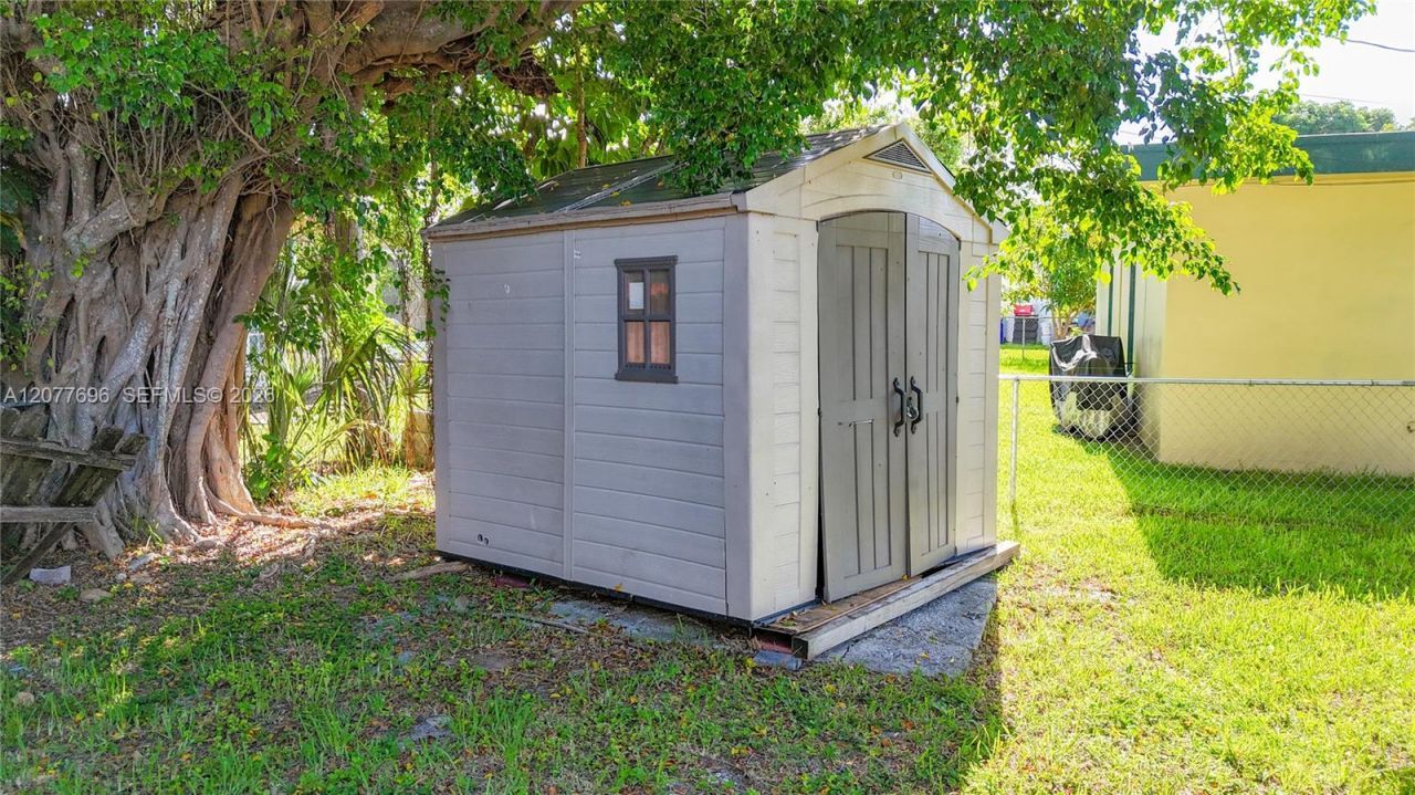 2419 NW 6th Ct , Pompano Beach, FL 33069 Photo