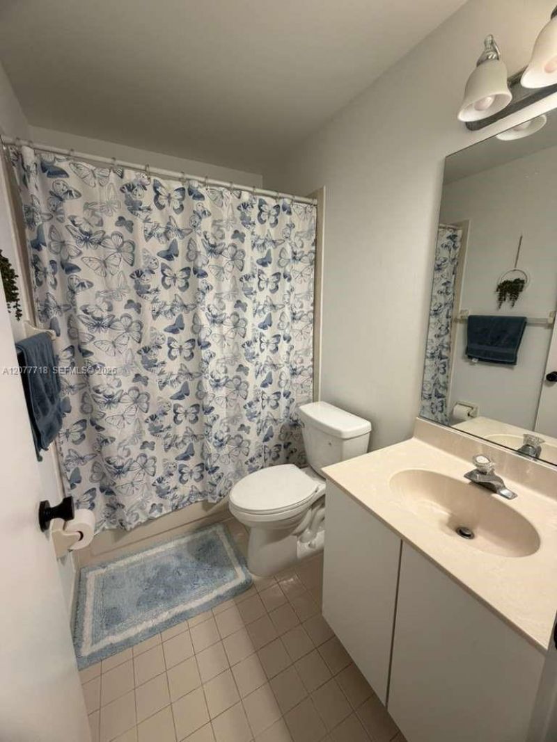 1920 NW 182nd Ter , Pembroke Pines, FL 33029 Photo