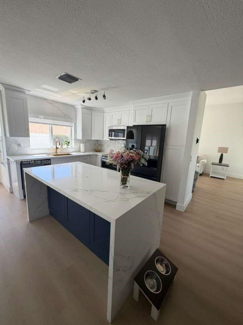 1920 NW 182nd Ter , Pembroke Pines, FL 33029 Photo
