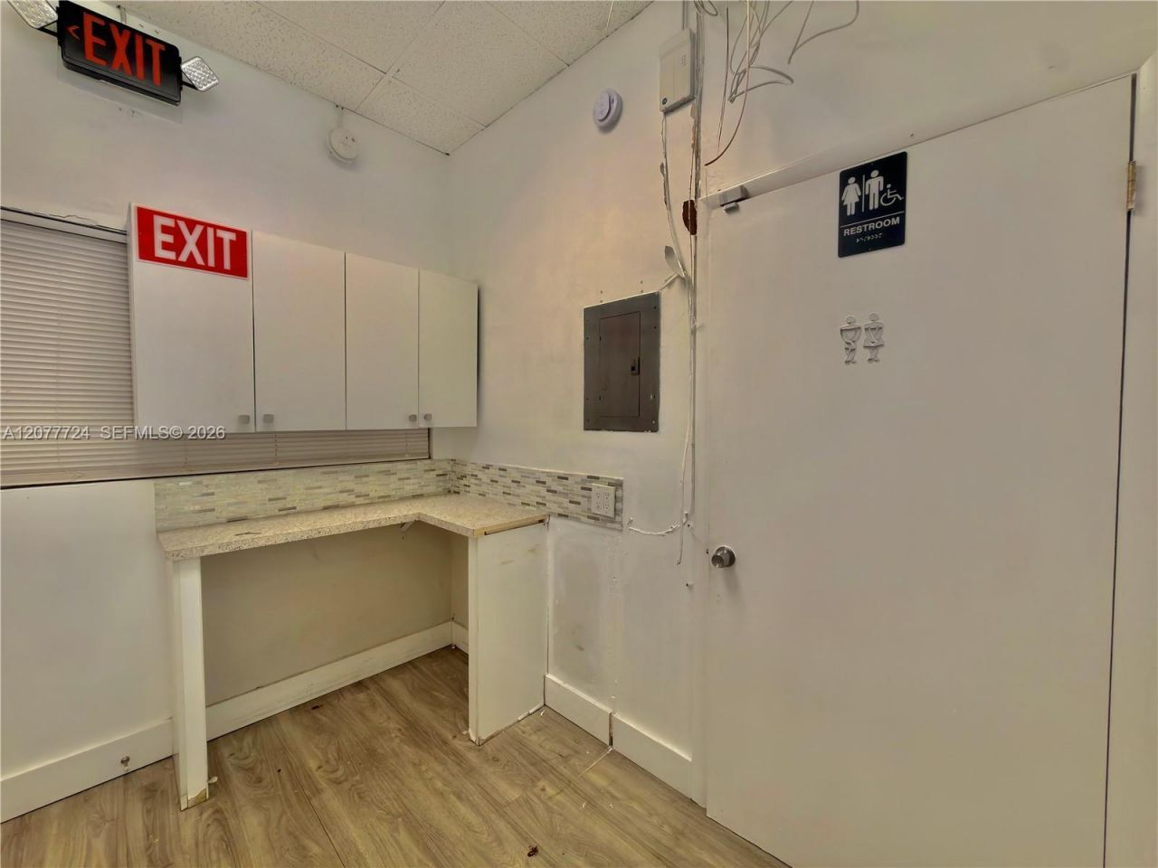 5323 SW 8th St, Coral Gables, FL 33134 Photo