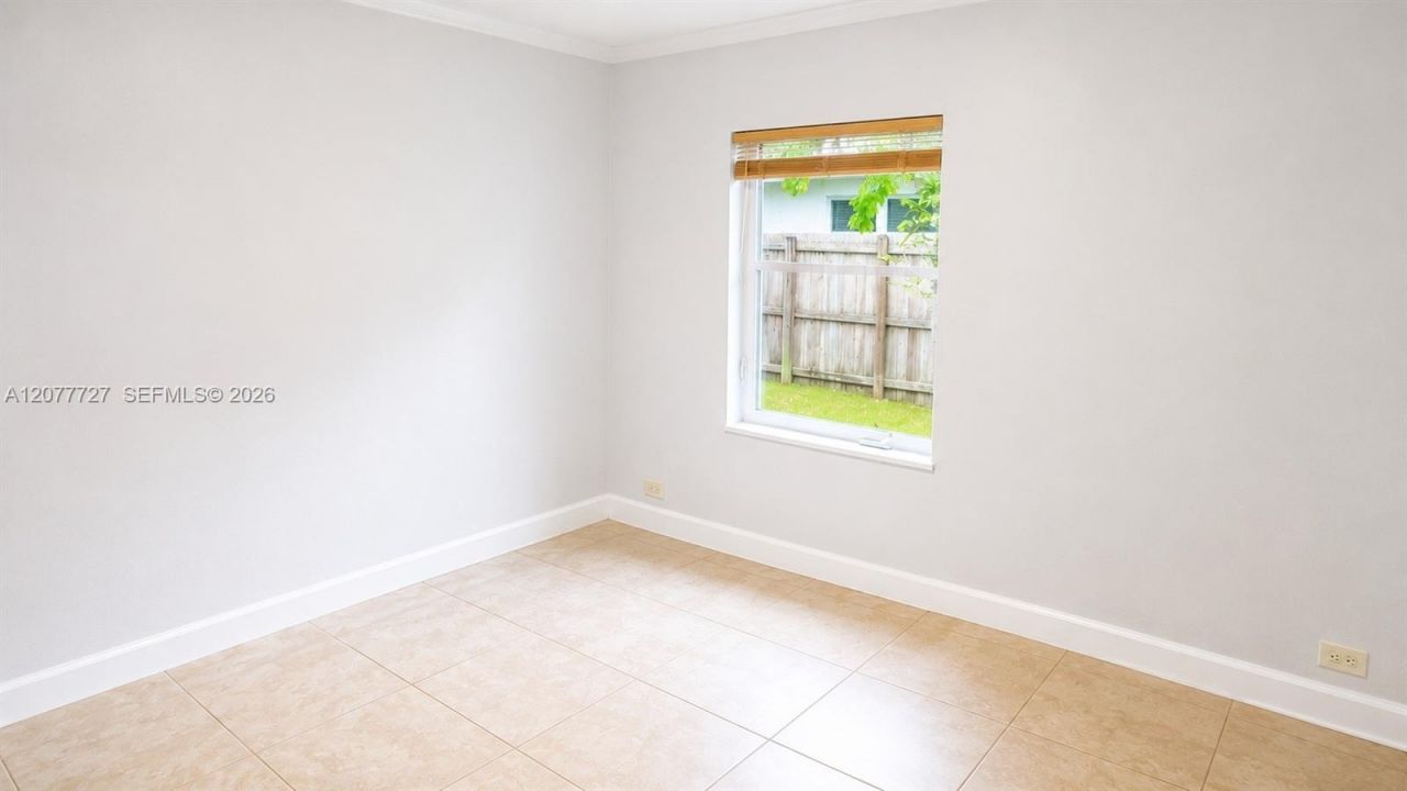 6566 SW 52nd Ter, South Miami, FL 33155 Photo