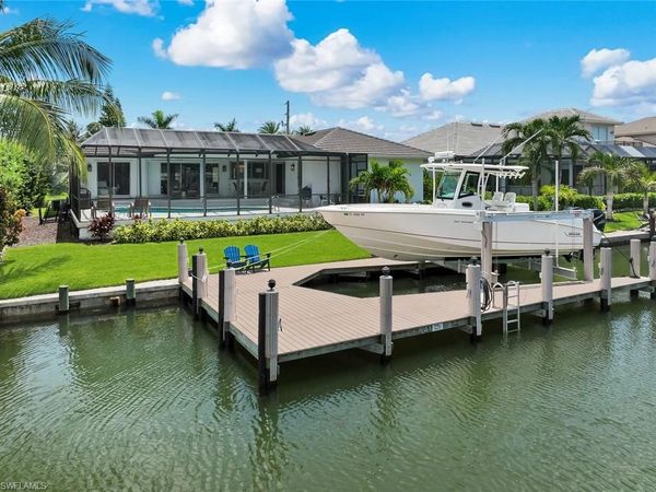 641 Hernando DR , MARCO ISLAND, FL 34145