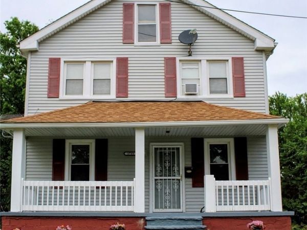 1733 Robindale Street, Wickliffe, OH 44092