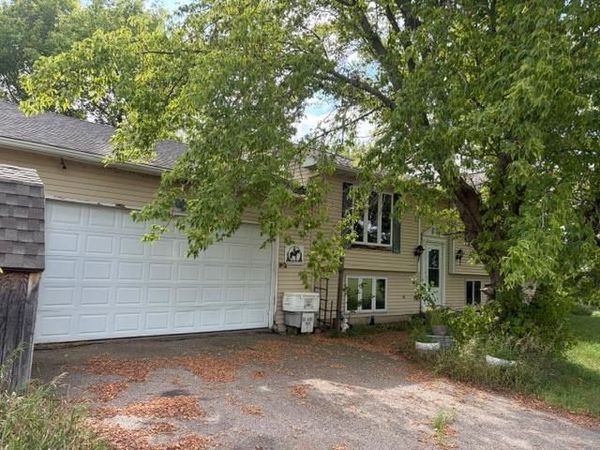 10678 Clementa Avenue SW, Montrose, MN 55363