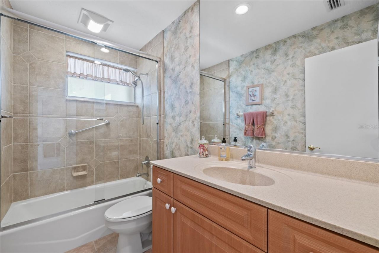 4310 Falmouth Drive , Unit 307, Longboat Key, FL 34228 Photo