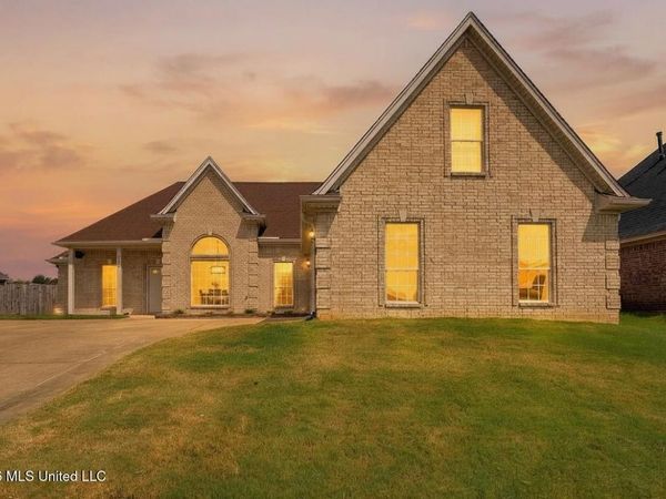 8402 Inverness Drive, Southaven, MS 38672