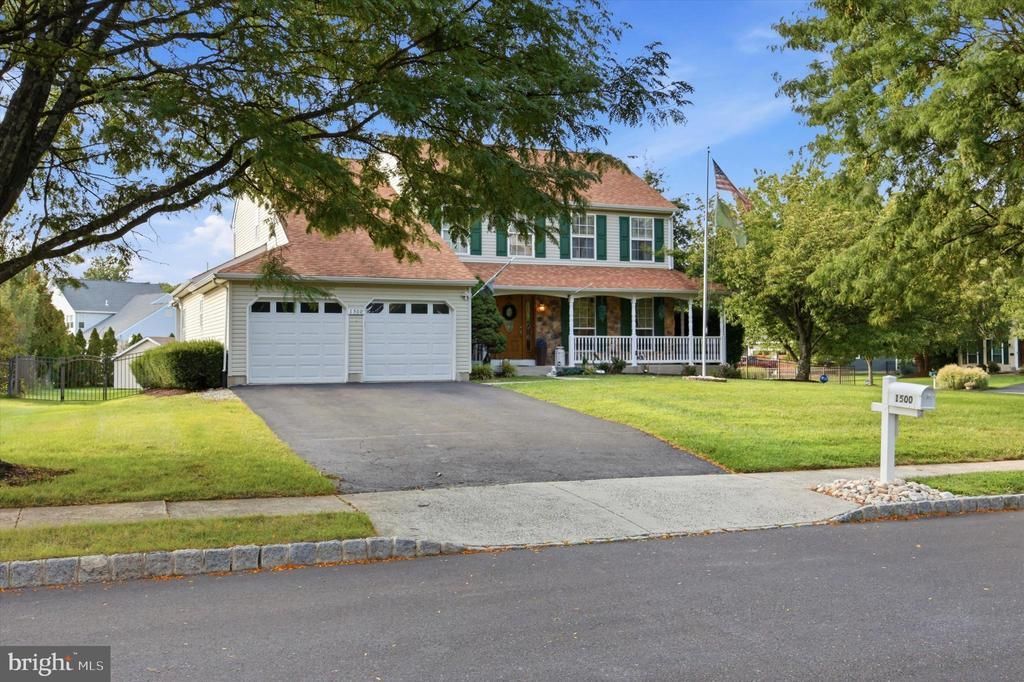 1500 LAUREL CIRCLE , WARRINGTON, PA 18976