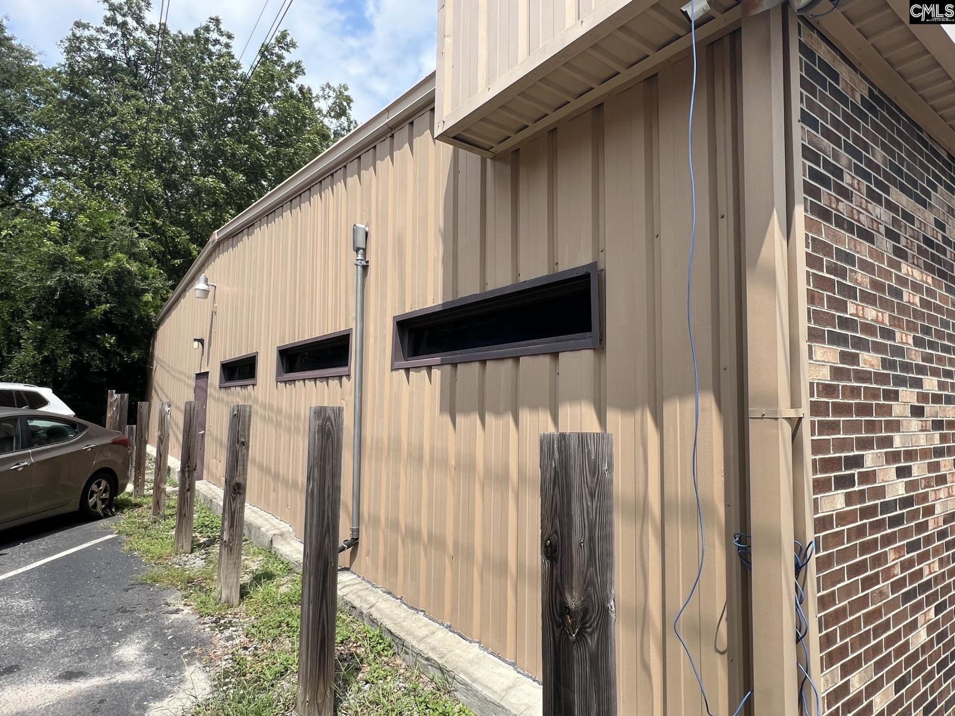 7357 Parklane Road  Photo 5