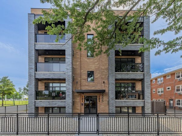 6519 W Addison Street , Unit 3N, Chicago, IL 60634