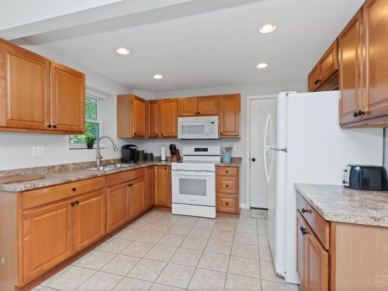 1178 Deblin Drive, Miami Township, OH 45150 Photo 21