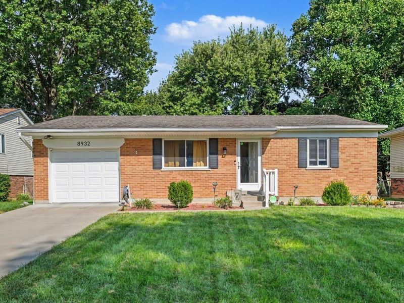 8932 Renetta Court, Colerain Township, OH 45251 Photo 2