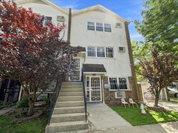 5 Stanton Court, Bronx, NY 10473