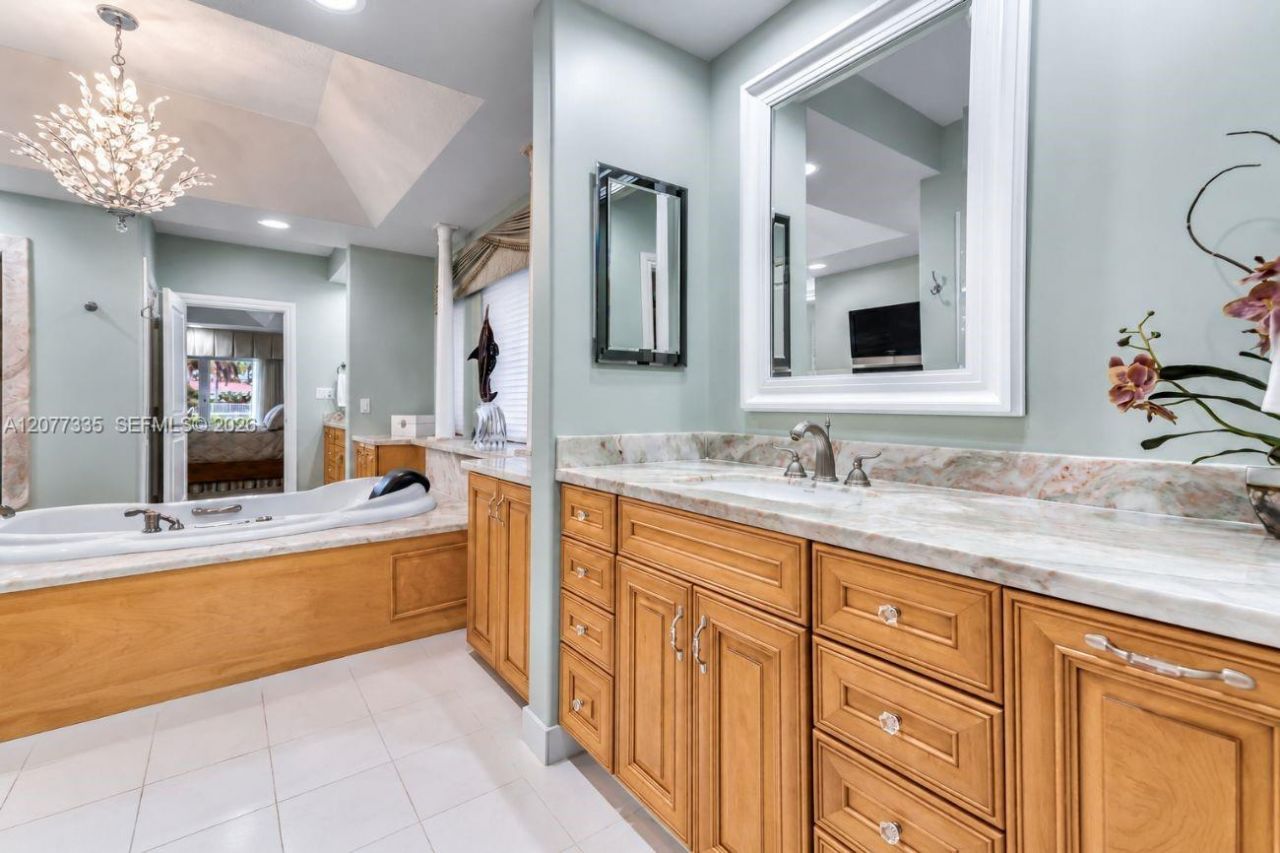2820 NE 44th St, Lighthouse Point, FL 33064 Photo