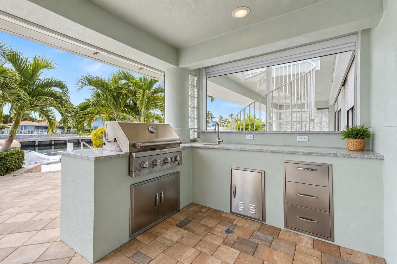 2820 NE 44th St, Lighthouse Point, FL 33064 Photo