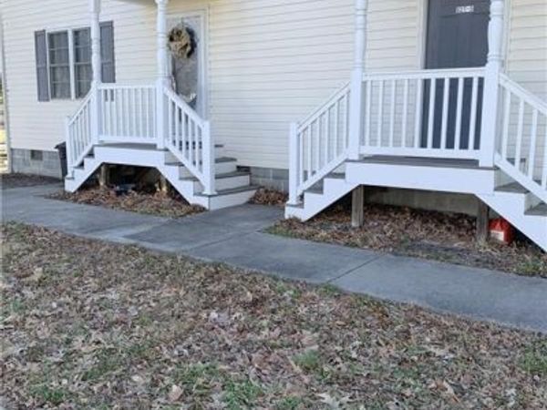 627 Della Street , Unit 3, Tappahannock, VA 22560