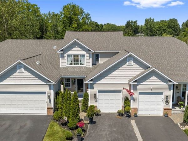 4165 Sandbar Lane , Liverpool, NY 13090