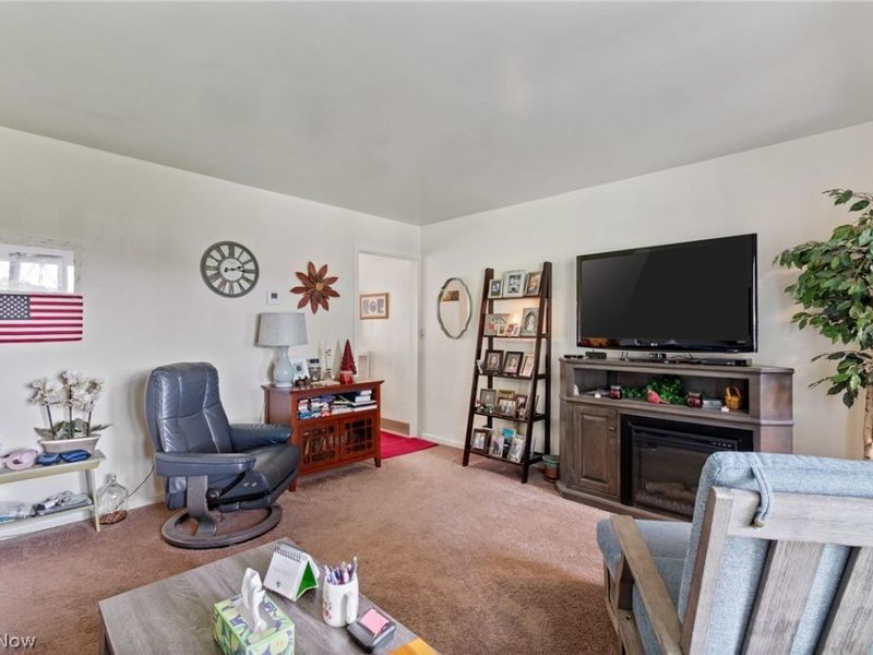 957 Curtwood Drive, Wooster, OH 44691 Photo 4