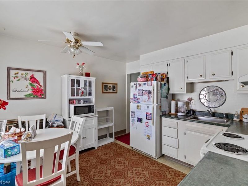 957 Curtwood Drive, Wooster, OH 44691 Photo 8