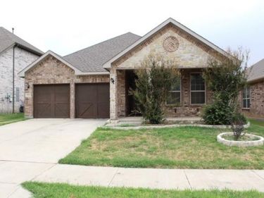 3705 Fossil Tree Lane, Fort Worth, TX 76244