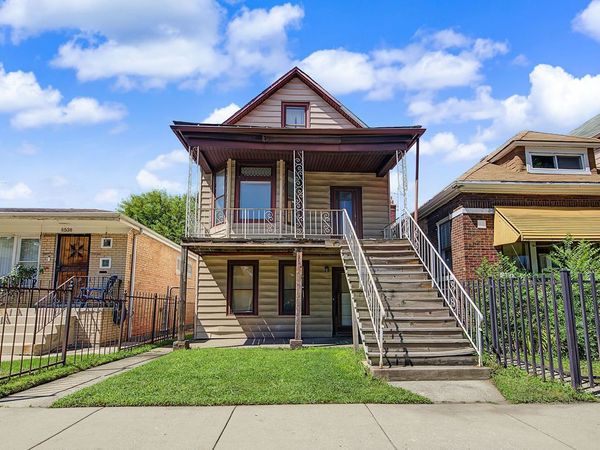 8534 S Muskegon Avenue , Chicago, IL 60617