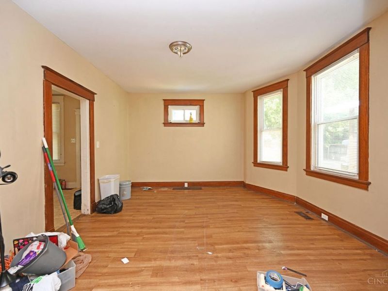 608 Orient Avenue, Cincinnati, OH 45232 Photo 8
