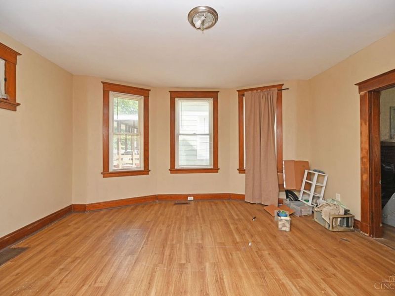 608 Orient Avenue, Cincinnati, OH 45232 Photo 9