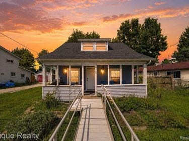 8480 Dixie Highway, Ira Township, Mi 48023