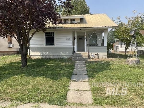 931 W 3rd St, Weiser, ID 83672
