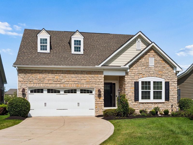 6980 Waters Edge Drive, Unit 4, Dublin, OH 43016 Photo 2