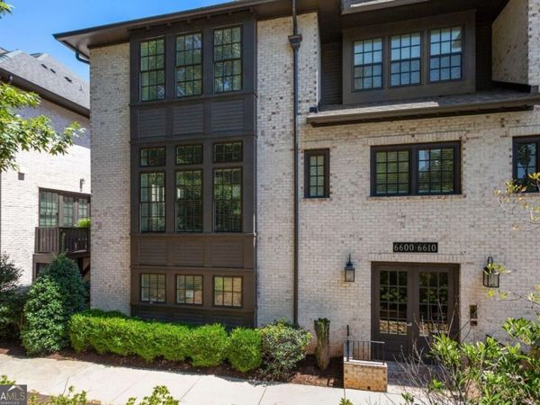 6610 Sterling Drive, Unit 684, Sandy Springs, GA 30328