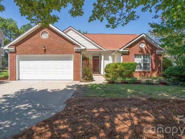 11320 Hunters Landing Drive, Charlotte, NC 28273