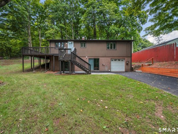 19 Smithfield, Meriden, CT 06451