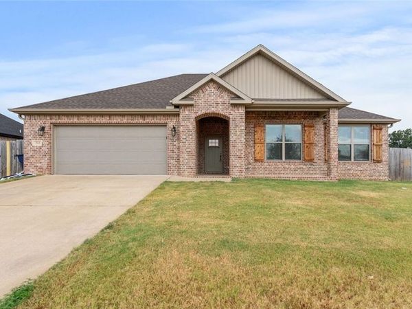 761 Captain Stockton Street , Prairie Grove, AR 72753