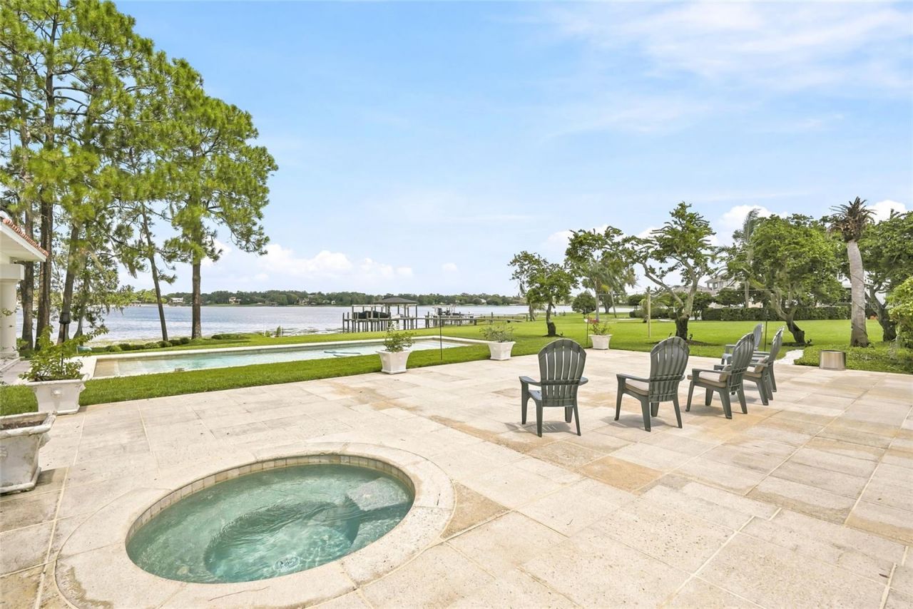 11104 Winthrop Way, Tampa, FL 33612 Photo