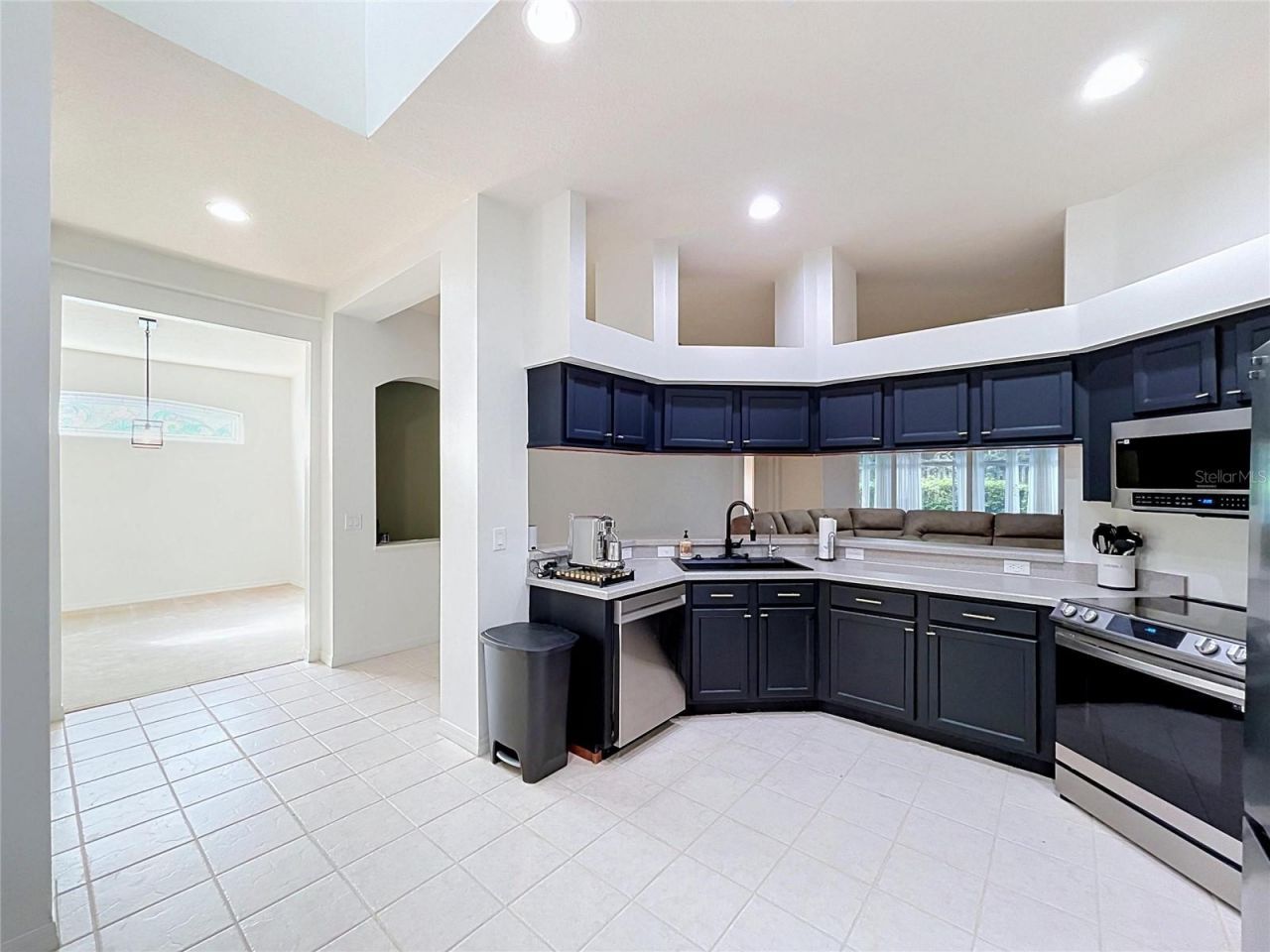 1124 Split Silk Street , Valrico, FL 33594 Photo