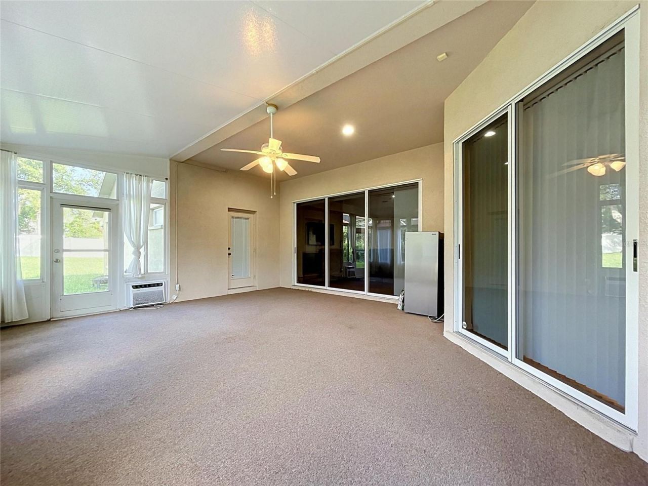 1124 Split Silk Street , Valrico, FL 33594 Photo